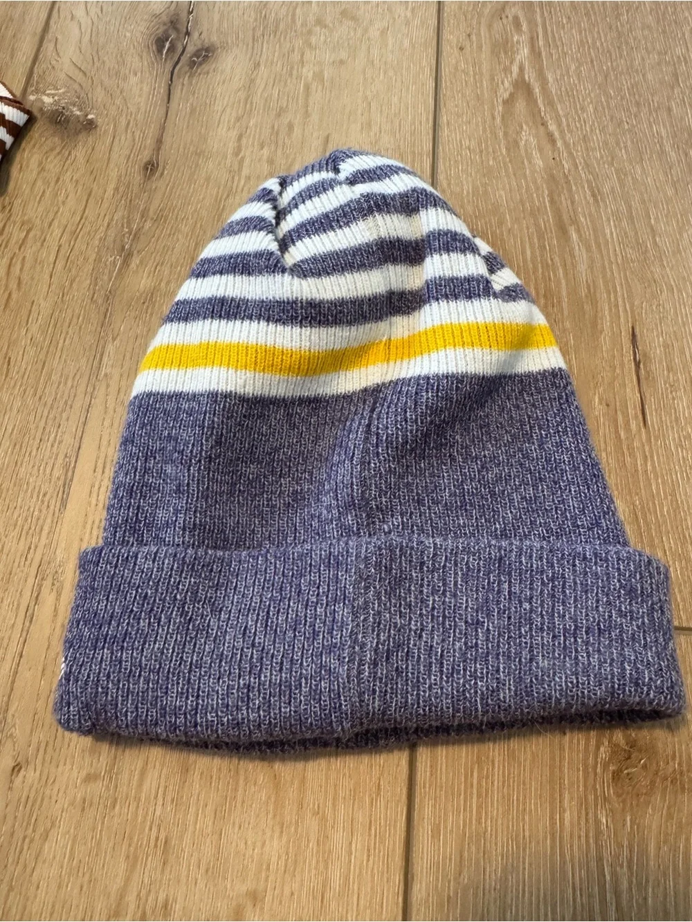 New Era Los Angeles Lakers cuffed knit beanie